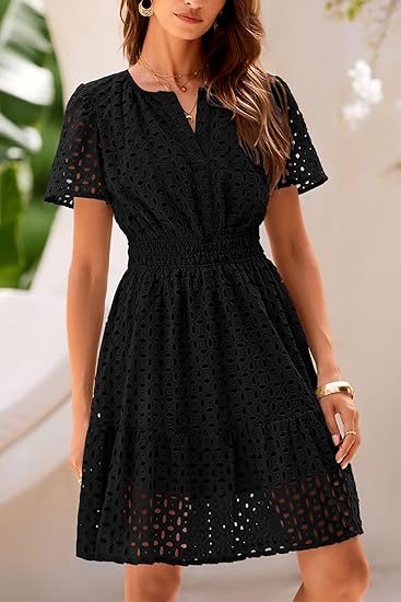 Damen-Sommerkleid 2025, kurz, V-Ausschnitt, kurze Ärmel, A-Linien-Schnitt, Spitzenbesatz, Rüschen, süßer und lässiger Stil, ideal für Strand oder Abend